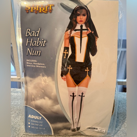 Sexy Nun Costume - Picture 2 of 5